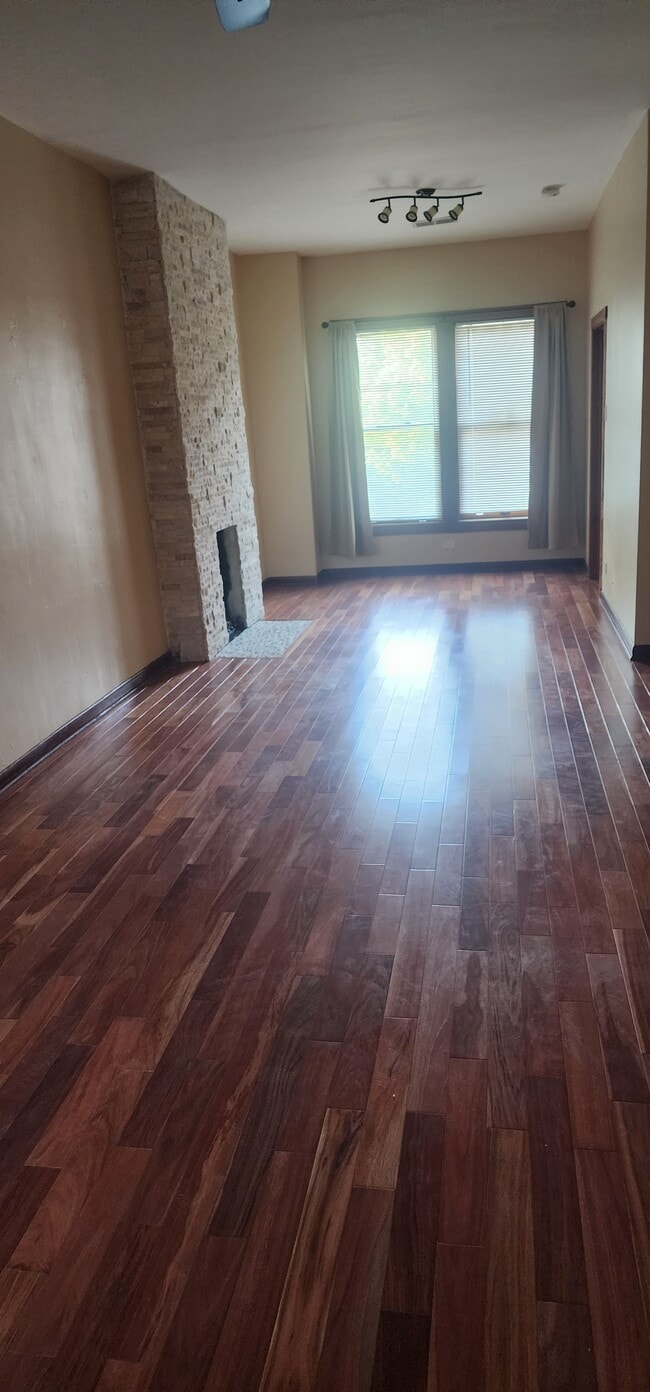 Foto del edificio - 3149 W Fulton St
