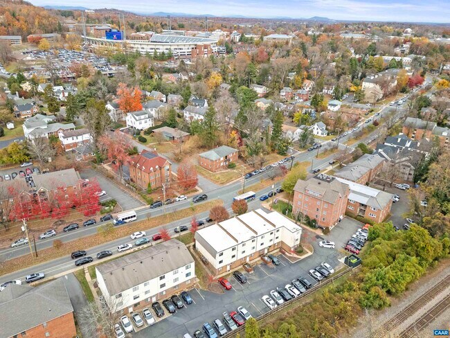 Foto del edificio - 2100 Jefferson Park Ave