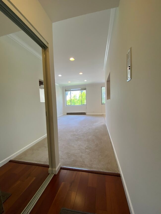 Building Photo - 1515 Arc Way