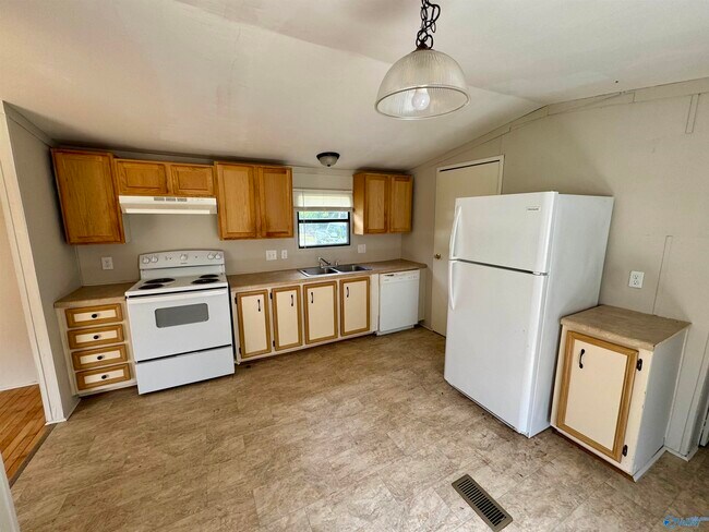Foto del edificio - 15975 Witty Mill Rd