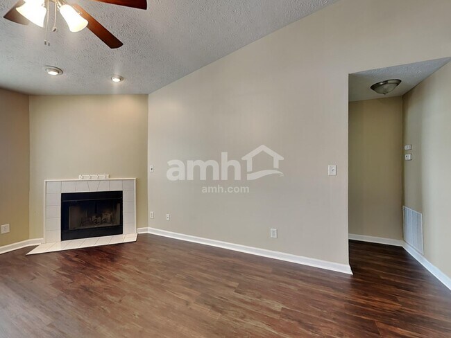 Foto del edificio - 1437 Linden Way