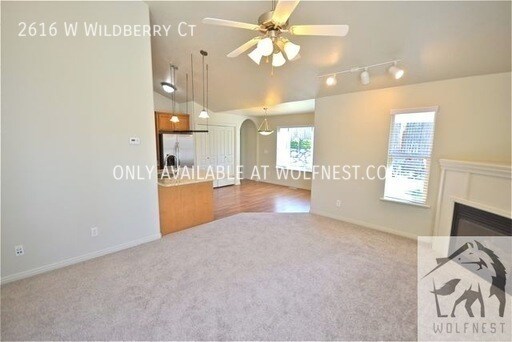 Building Photo - No Security Deposit Option! Stunning 4 Bed...