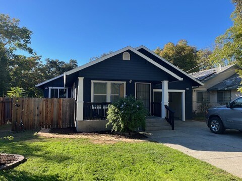 Photo - 3216 San Carlos Wy (Sacramento, CA)