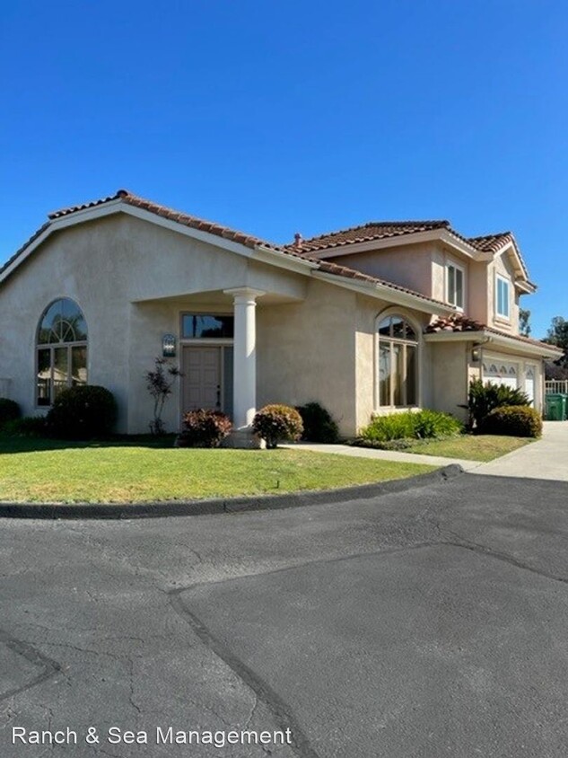 Primary Photo - 4 br, 2.5 bath House - 1846 Poumele Way