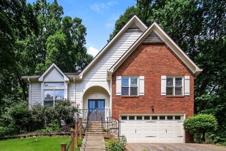 Building Photo - 1218 Raleigh Way NW