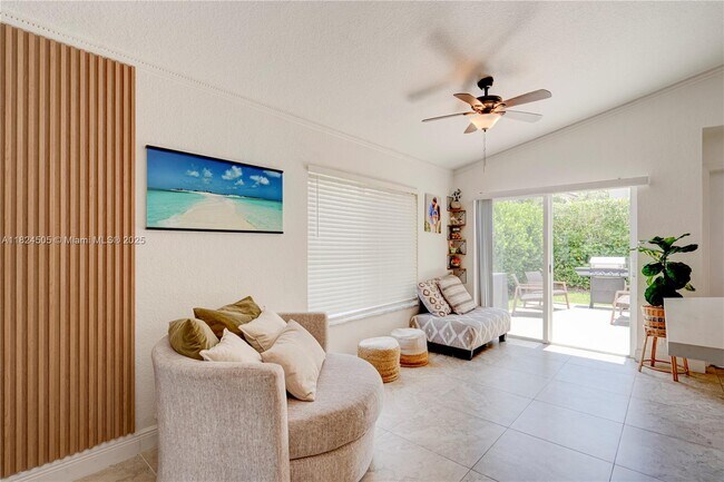 Building Photo - 1482 Canary Island Dr