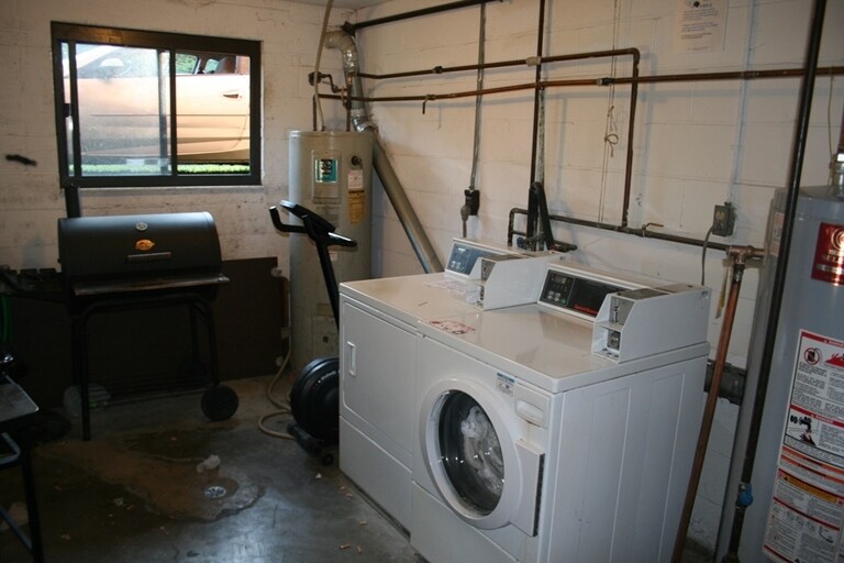 Foto del edificio - 4424 Glendale Dr