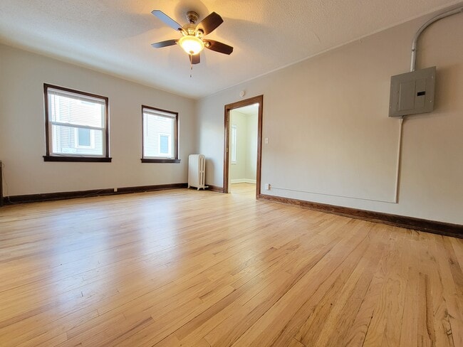 Building Photo - Furlow Apartments