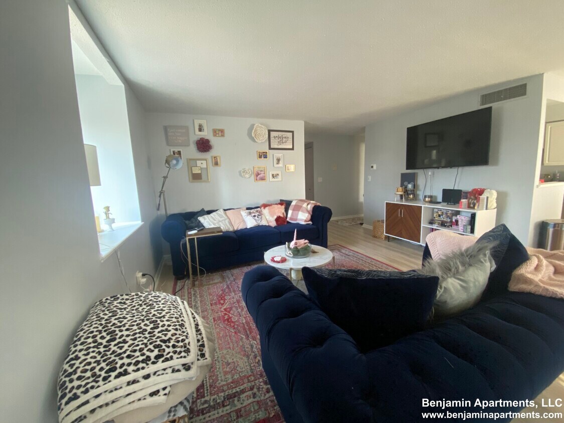 8 Beals Cove Rd Unit K, Hingham, MA 02043 Apartments in Hingham, MA