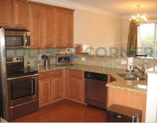 Foto del edificio - 4964 Wyngate Village Dr