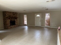 Foto del edificio - 831 Flournoy Lucas Rd