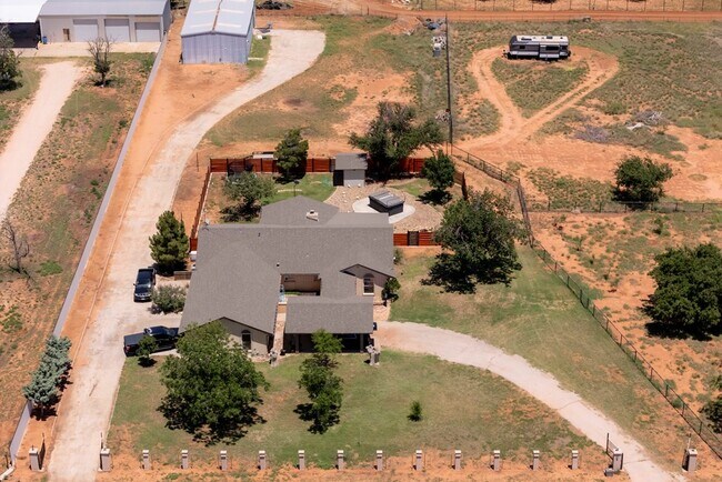 Foto del edificio - 16064 N Wichita Ave