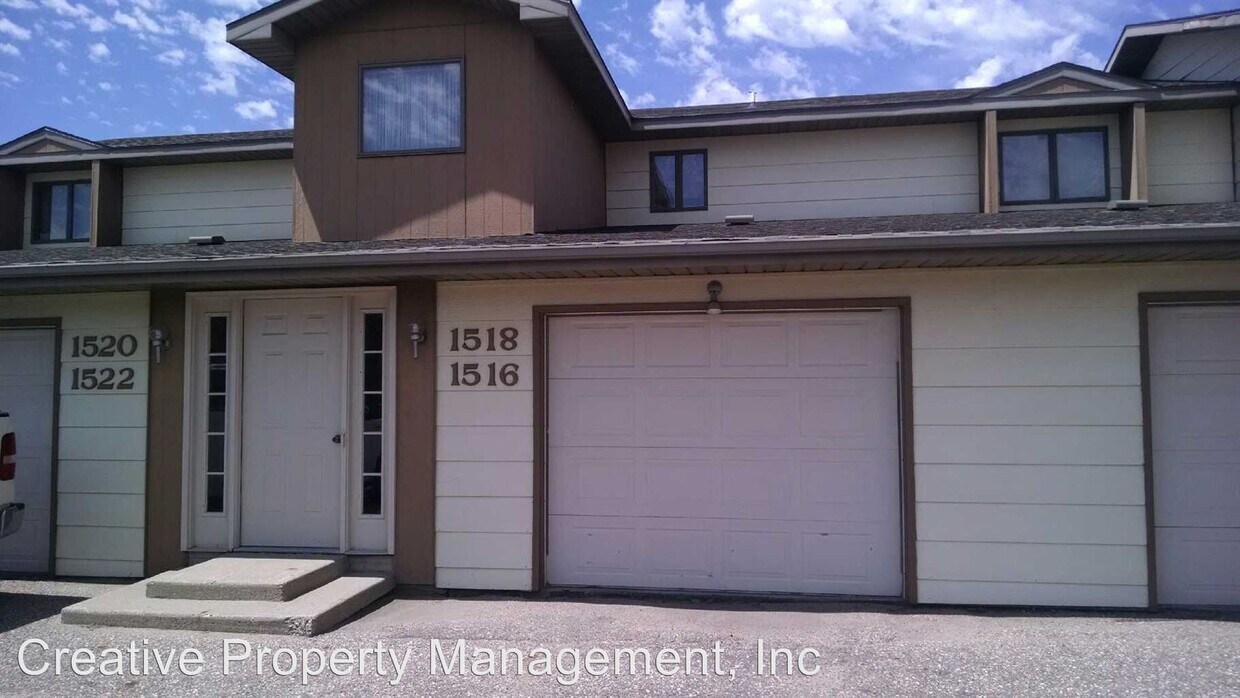 Primary Photo - 2 br, 1 bath House - 1516 - 16th Ave SW