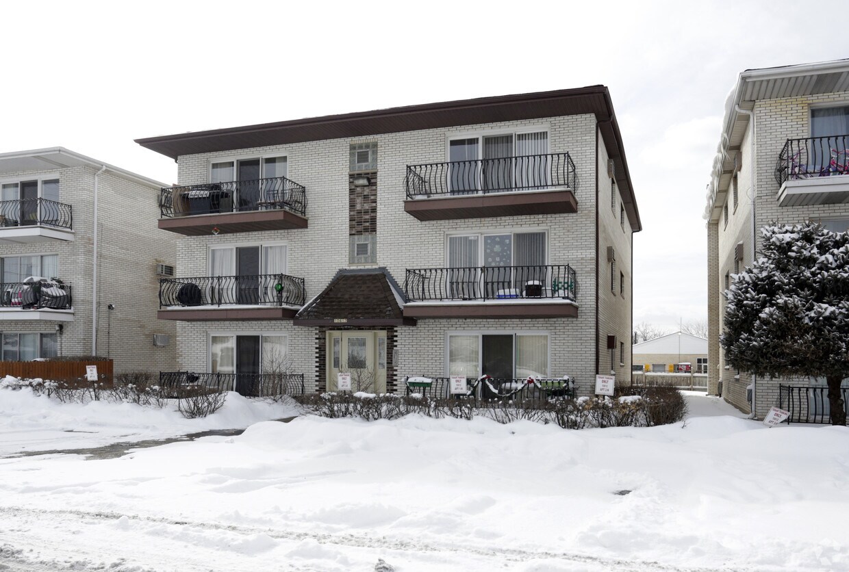 Foto del edificio - 10612 S Oak Tree Dr