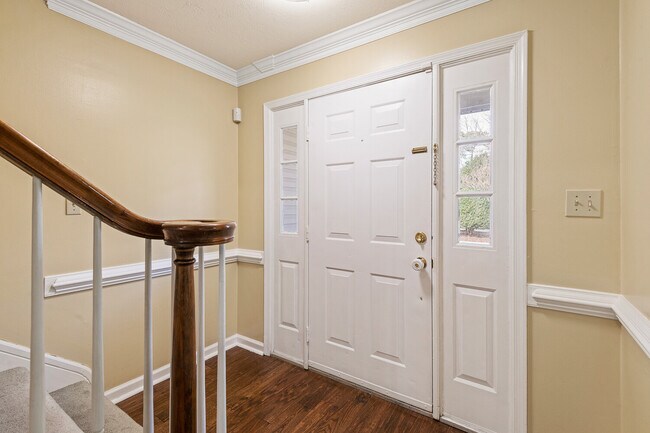 Foto del edificio - 804 Lancaster Ln