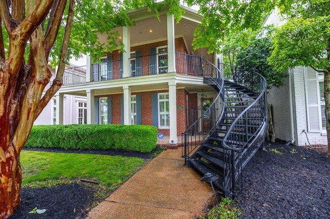 Photo - Gorgeous Riverfront home in Harbor Town