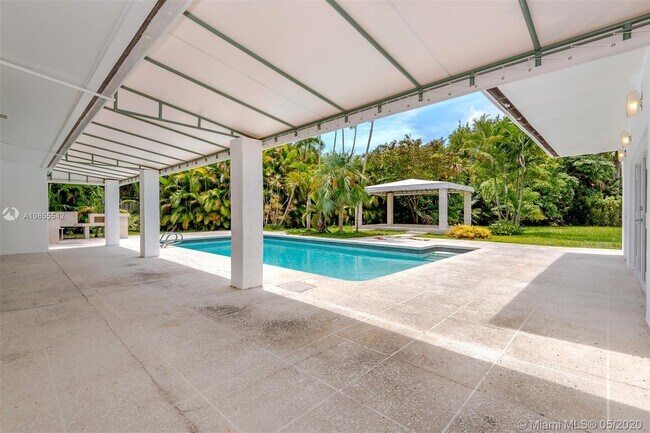 Foto del edificio - 6800 SW 115th St