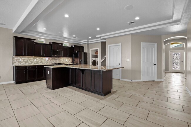 Building Photo - 12540 Arrow Weed Dr