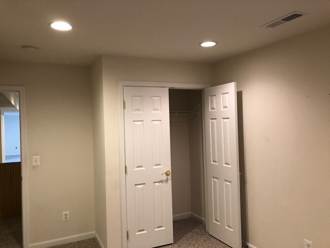 Building Photo - 10623 Red Wine Ct