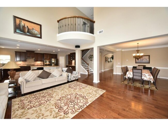 Building Photo - 1105 Sonoma Chase