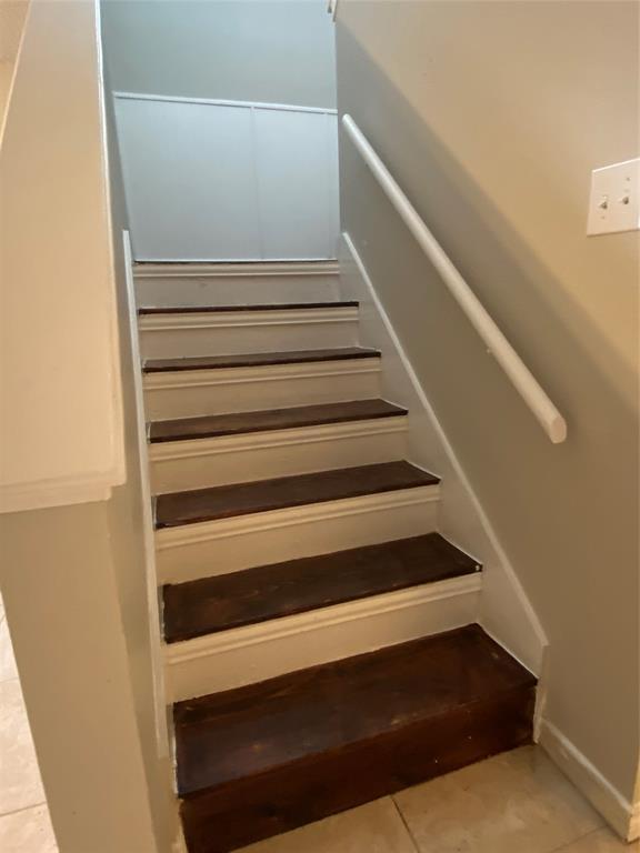 Foto del edificio - 5329 Pinewilde Dr