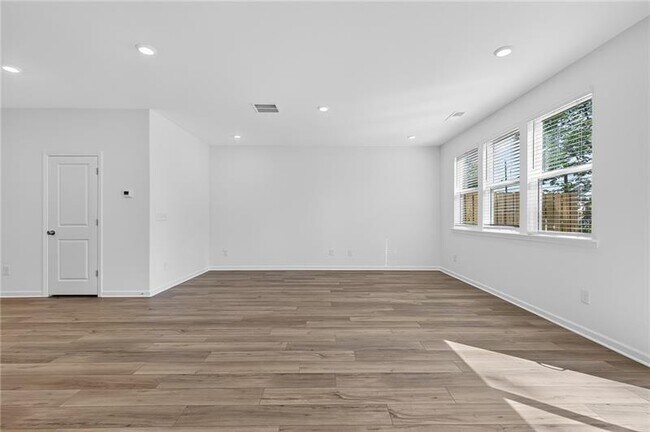 Foto del edificio - 879 Trace Ln