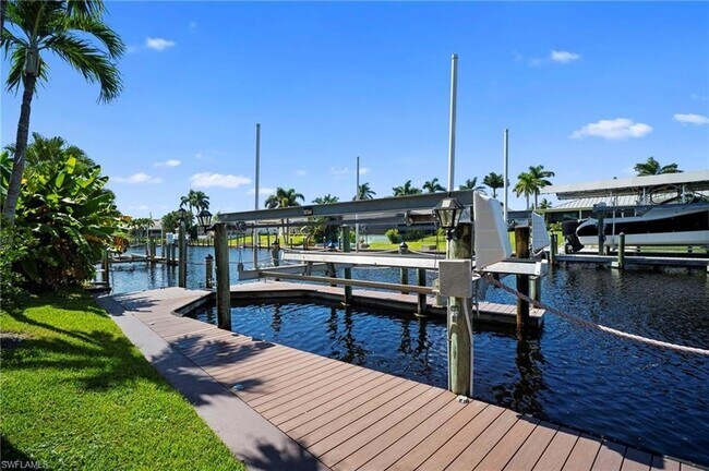 Foto del edificio - 5024 SW 8th Pl