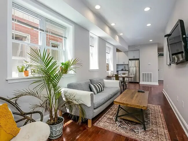 Foto del edificio - 1925 N 33rd St