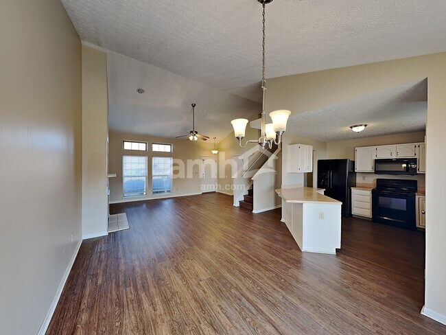 Foto del edificio - 6429 Ewen Cir