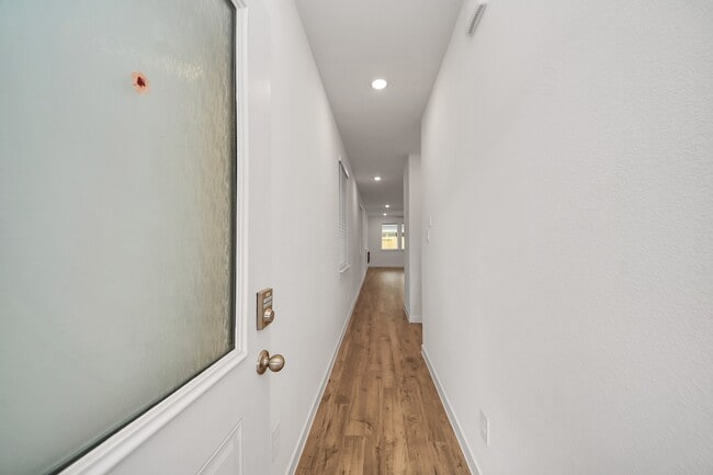 Building Photo - 3530 Shearwater St