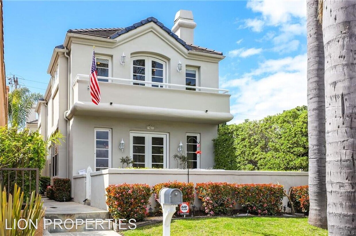 Foto principal - 3 br, 3.5 bath House - 907 DELAWARE ST.