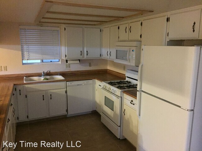 Foto del edificio - 3 br, 2 bath House - 1385 Verde Dr.