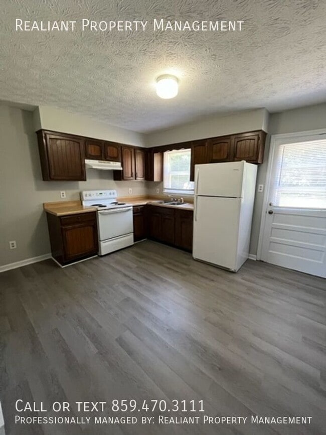 Foto del edificio - 314 Walters Ln