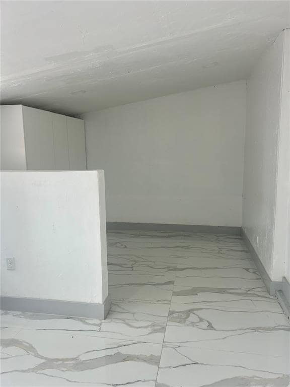 Foto del edificio - 6660 Johnson St