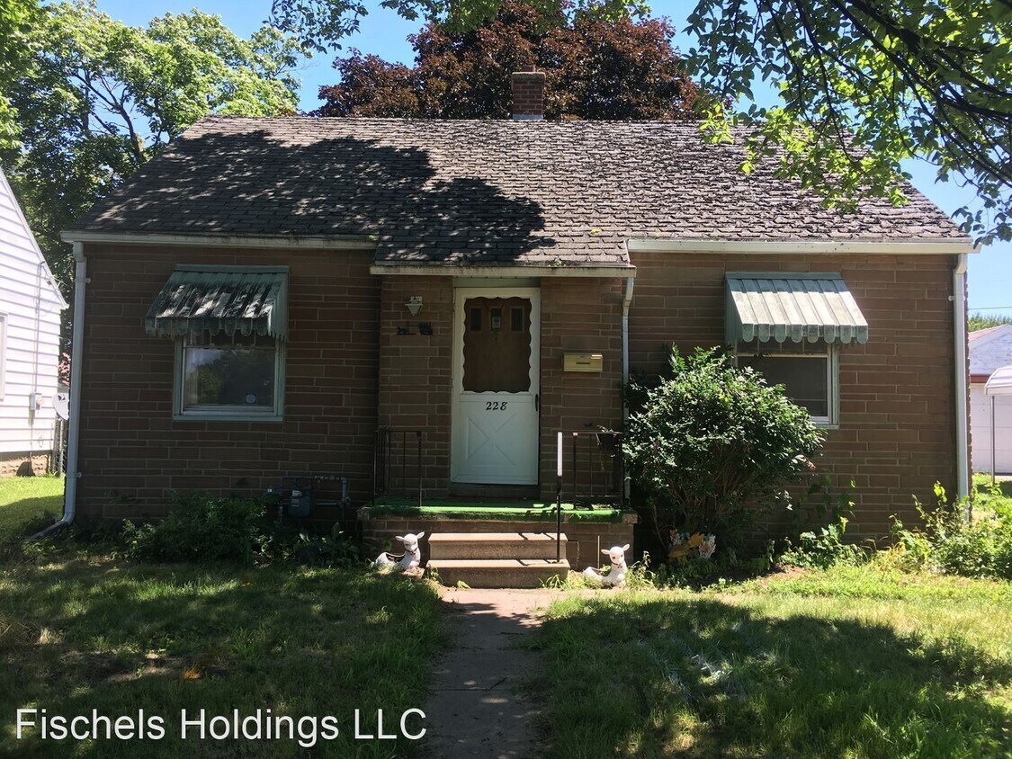 Foto principal - 2 br, 1 bath House - 228 Sherman
