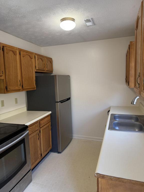 Foto del edificio - 427 Sara Leigh Dr