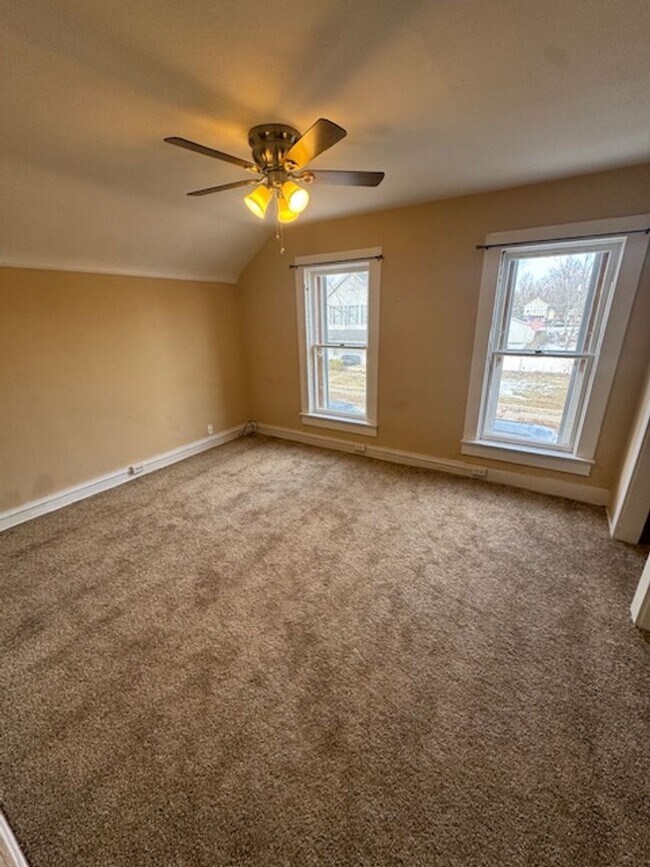 Foto del edificio - 619 3rd St