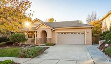 Building Photo - 775 Lavender Ln
