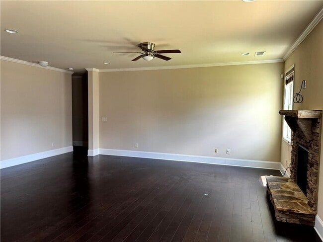Building Photo - 3415 Pointe Vecchio Cir