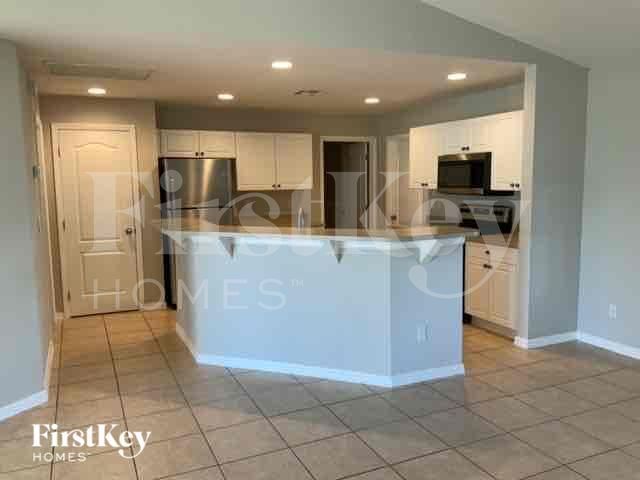 Foto del edificio - 2837 NW 27th Ave