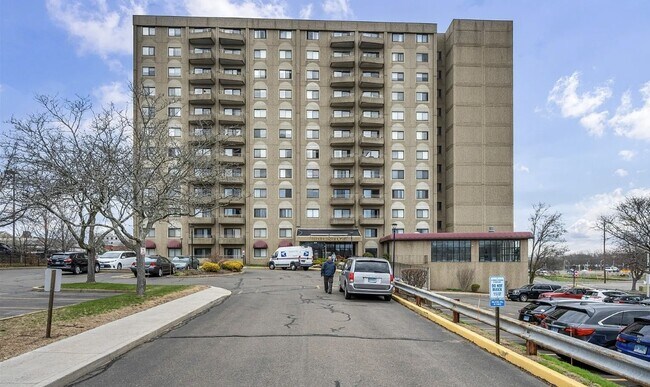Foto del edificio - 111 Dekoven Dr