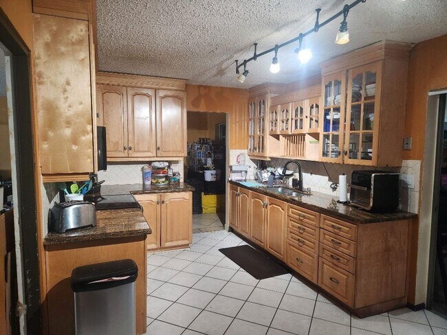 Foto del edificio - 6717 NW 59th St