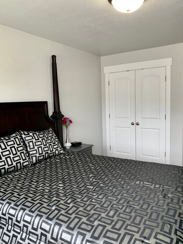 Foto del edificio - 4512 Breezy Meadow Dr