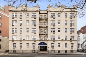 Building Photo - 151 Sip Ave