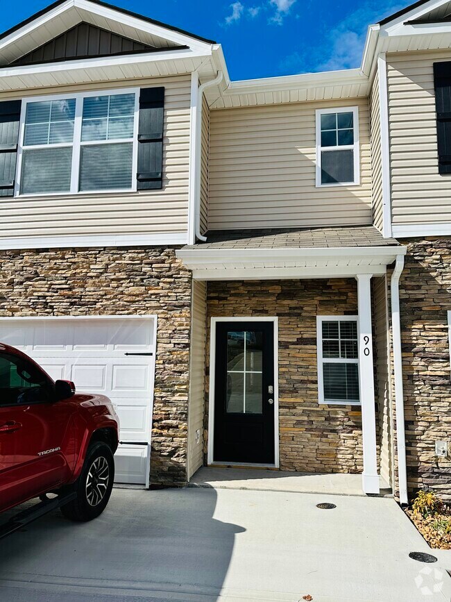Cedar Rock Village Apartments under 1,500 Johnson City, TN 2