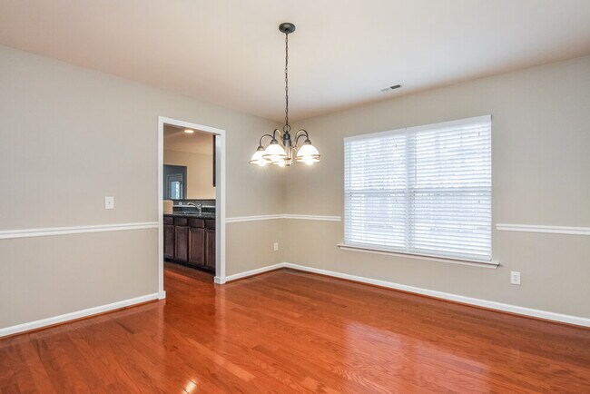 Foto del edificio - 504 Pyracantha Dr