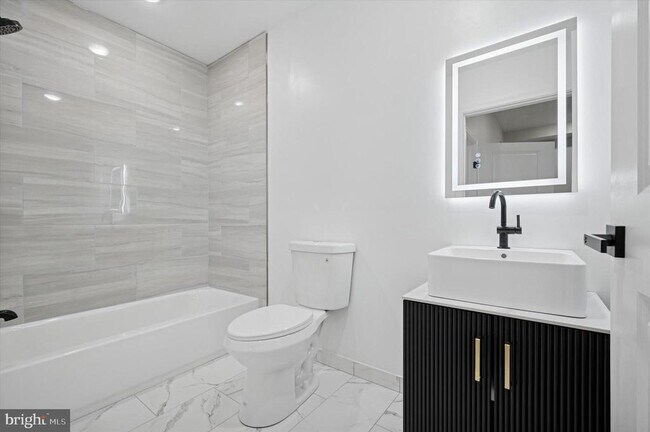 Foto del edificio - 103 N 63rd St
