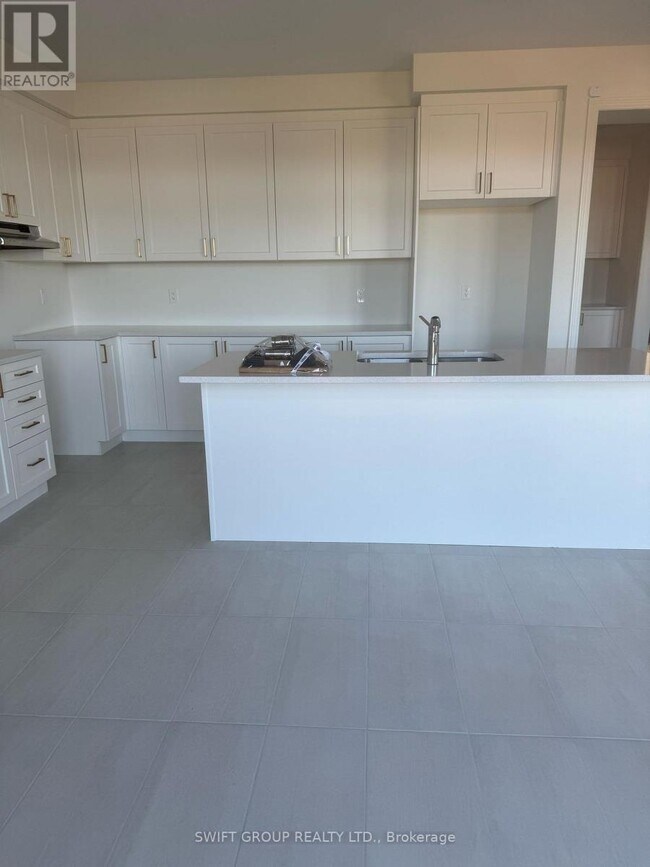 Photo du bâtiment - 8 Bluebird Blvd