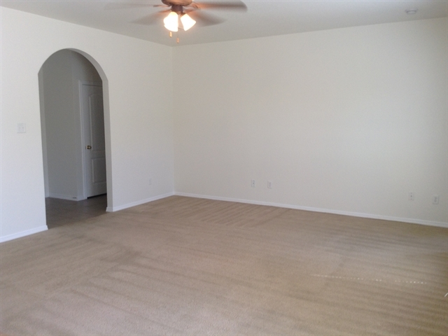 Building Photo - 231 Chesterfield Circle