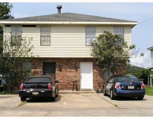 Primary Photo - Fourplex